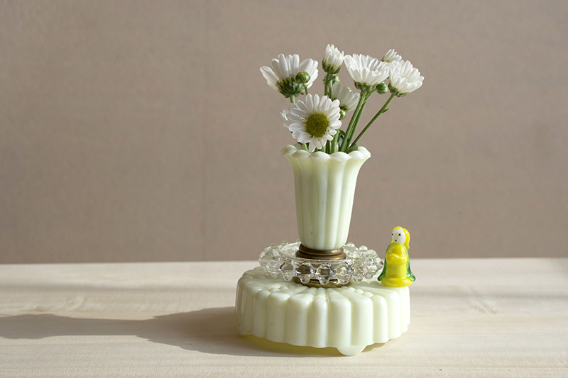 ウランガラスのキャンドル立て