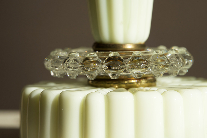 ウランガラスのキャンドル立て