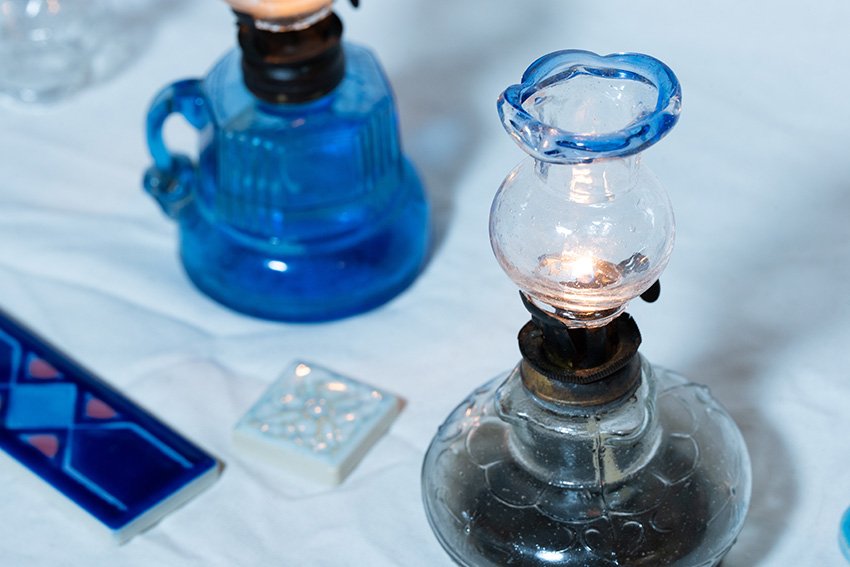 金魚鉢ホヤの大正豆ランプと昭和レトロタイル